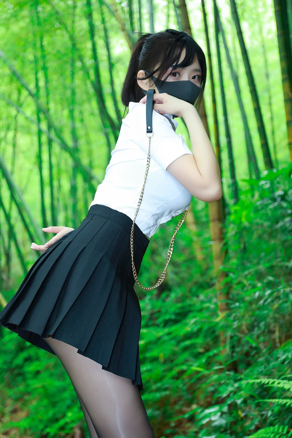 李佳 - No.010 黑百褶裙森林 [58P-348MB] tg@simisebaisi 【丝足阁】004.webp